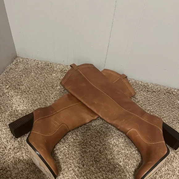 BRAND NEW! Deltan Brown Tall Leather Boots - Picture 5 of 5